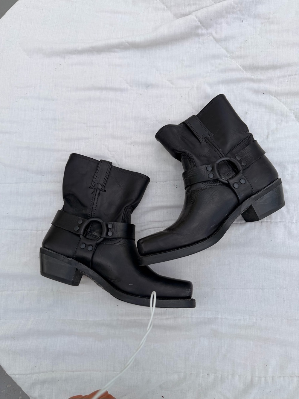 Brand new Frye Black Leather Harness Ankle Boots - Women size 10 - Picture 6 of 16